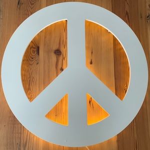PB TEEN LED Peace Sign